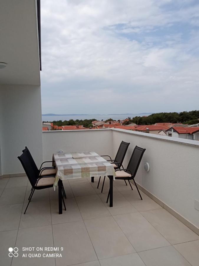 Apartman Franc S วีร์ ภายนอก รูปภาพ