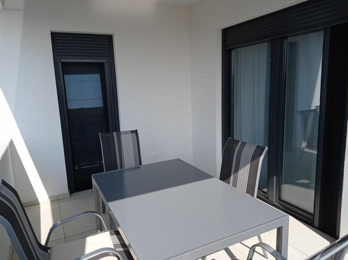 Apartman Franc S วีร์ ภายนอก รูปภาพ